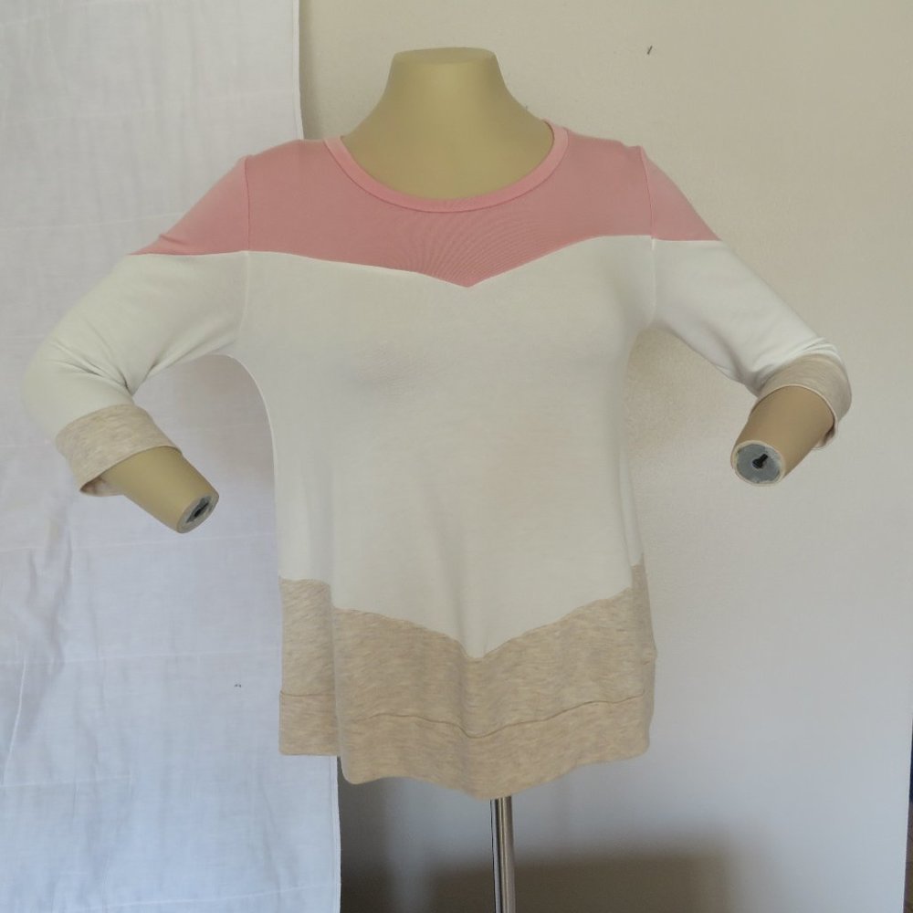 NWT Lovely Melody Color Block Cream Pink Sweatshirt